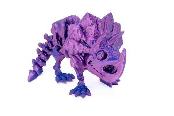 Triceratops Celest – ruchoma figurka 22 cm